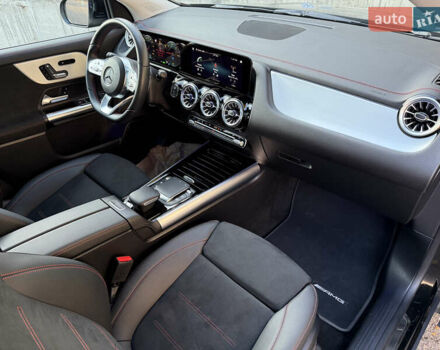 Черный Мерседес EQA, объемом двигателя 0 л и пробегом 35 тыс. км за 33500 $, фото 27 на Automoto.ua