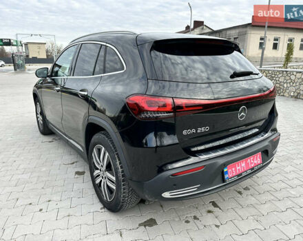 Мерседес EQA, объемом двигателя 0 л и пробегом 25 тыс. км за 28900 $, фото 12 на Automoto.ua