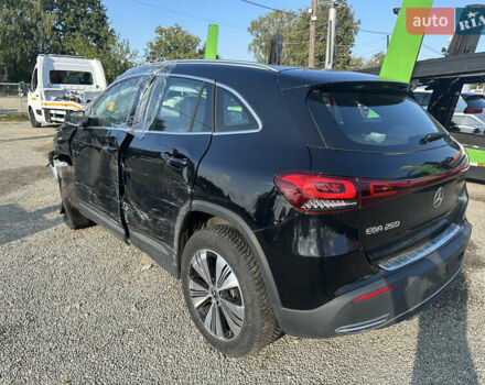 Мерседес EQA, объемом двигателя 0 л и пробегом 42 тыс. км за 15500 $, фото 13 на Automoto.ua