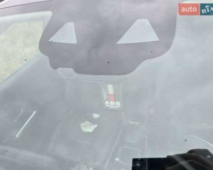 Сірий Мерседес EQA, об'ємом двигуна 0 л та пробігом 93 тис. км за 28500 $, фото 9 на Automoto.ua