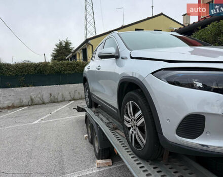 Серый Мерседес EQA, объемом двигателя 0 л и пробегом 83 тыс. км за 22500 $, фото 4 на Automoto.ua