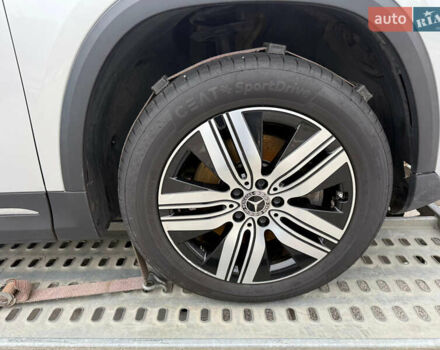 Серый Мерседес EQA, объемом двигателя 0 л и пробегом 83 тыс. км за 22500 $, фото 9 на Automoto.ua