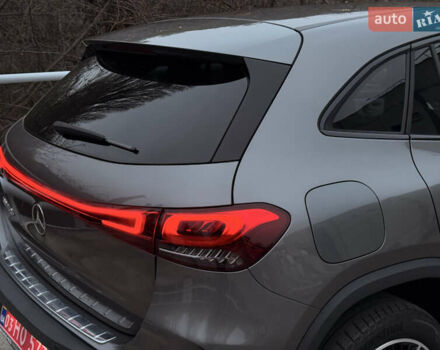 Серый Мерседес EQA, объемом двигателя 0 л и пробегом 93 тыс. км за 32900 $, фото 6 на Automoto.ua