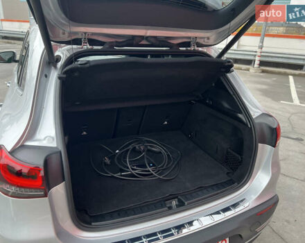 Серый Мерседес EQA, объемом двигателя 0 л и пробегом 25 тыс. км за 32000 $, фото 16 на Automoto.ua