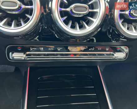 Серый Мерседес EQA, объемом двигателя 0 л и пробегом 25 тыс. км за 32000 $, фото 29 на Automoto.ua