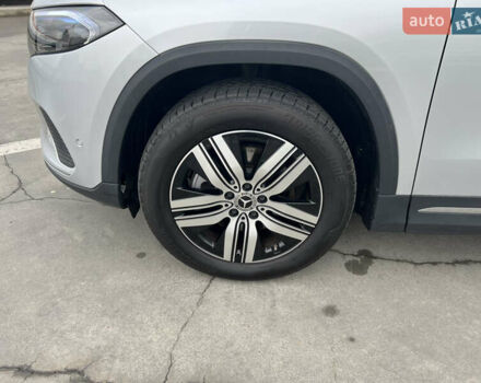 Серый Мерседес EQA, объемом двигателя 0 л и пробегом 25 тыс. км за 32000 $, фото 7 на Automoto.ua