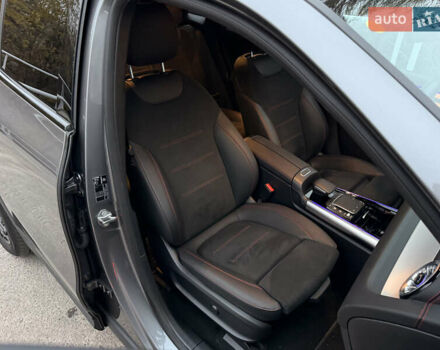 Серый Мерседес EQA, объемом двигателя 0 л и пробегом 93 тыс. км за 32900 $, фото 31 на Automoto.ua