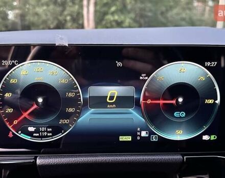Сірий Мерседес EQA, об'ємом двигуна 0 л та пробігом 72 тис. км за 39000 $, фото 33 на Automoto.ua