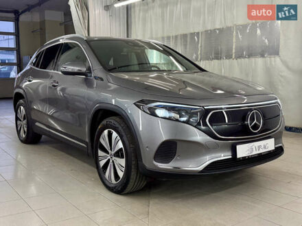 Мерседес EQA 2022 у Києві на Automoto.ua Сірий Мерседес EQA, об'ємом двигуна 0 л та пробігом 62 тис. км за 29399 $, фото 1 на Automoto.ua