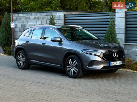 Сірий Мерседес EQA, об'ємом двигуна 0 л та пробігом 53 тис. км за 39500 $, фото 1 на Automoto.ua