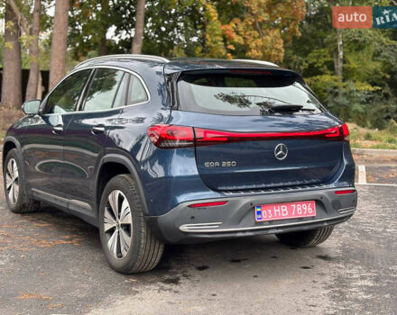 Синий Мерседес EQA, объемом двигателя 0 л и пробегом 248 тыс. км за 22700 $, фото 56 на Automoto.ua