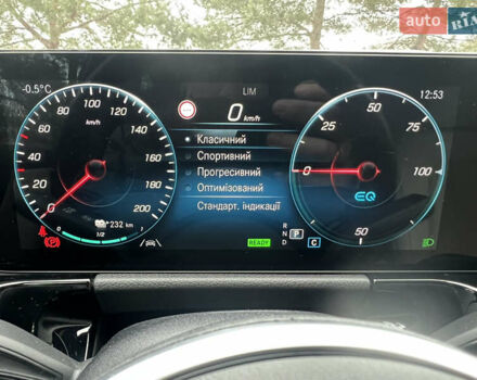 Синій Мерседес EQA, об'ємом двигуна 0 л та пробігом 74 тис. км за 27700 $, фото 56 на Automoto.ua