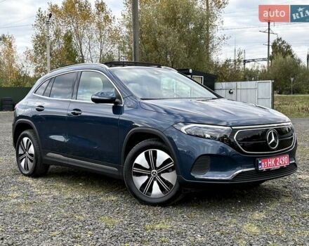 Синий Мерседес EQA, объемом двигателя 0 л и пробегом 68 тыс. км за 25900 $, фото 4 на Automoto.ua
