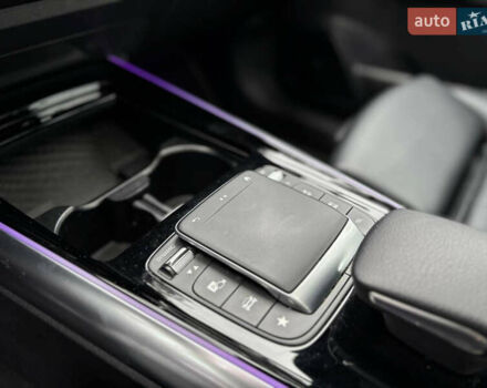 Синий Мерседес EQA, объемом двигателя 0 л и пробегом 248 тыс. км за 22700 $, фото 35 на Automoto.ua