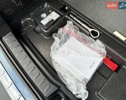 Синий Мерседес EQA, объемом двигателя 0 л и пробегом 68 тыс. км за 25800 $, фото 17 на Automoto.ua