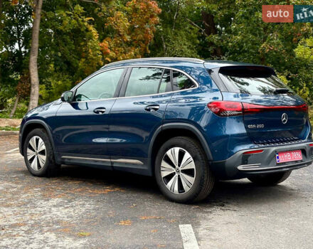 Синий Мерседес EQA, объемом двигателя 0 л и пробегом 248 тыс. км за 22700 $, фото 18 на Automoto.ua