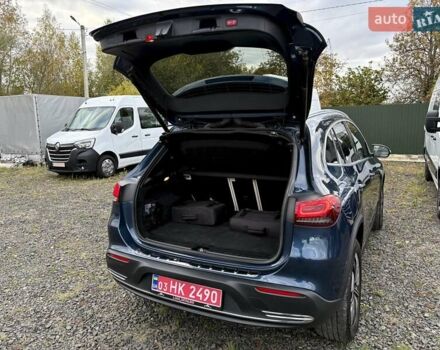 Синий Мерседес EQA, объемом двигателя 0 л и пробегом 68 тыс. км за 25800 $, фото 14 на Automoto.ua