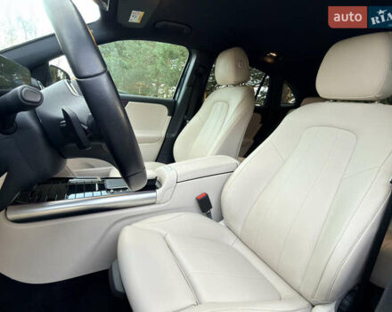 Синій Мерседес EQA, об'ємом двигуна 0 л та пробігом 70 тис. км за 26990 $, фото 24 на Automoto.ua