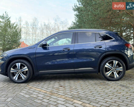 Синій Мерседес EQA, об'ємом двигуна 0 л та пробігом 70 тис. км за 26990 $, фото 9 на Automoto.ua