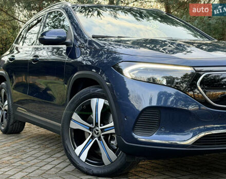 Синій Мерседес EQA, об'ємом двигуна 0 л та пробігом 70 тис. км за 26990 $, фото 6 на Automoto.ua