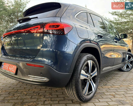 Синій Мерседес EQA, об'ємом двигуна 0 л та пробігом 70 тис. км за 26990 $, фото 13 на Automoto.ua