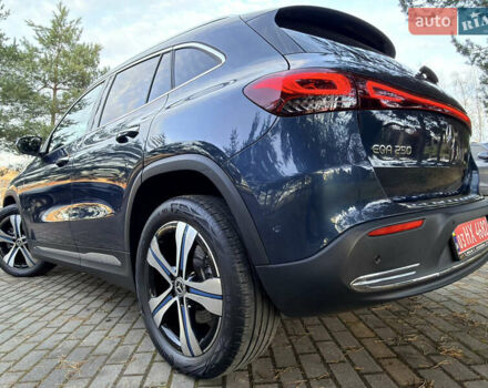 Синій Мерседес EQA, об'ємом двигуна 0 л та пробігом 70 тис. км за 26990 $, фото 11 на Automoto.ua