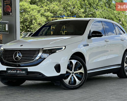 Білий Мерседес EQC, об'ємом двигуна 0 л та пробігом 34 тис. км за 31999 $, фото 2 на Automoto.ua