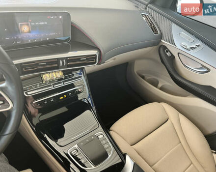 Білий Мерседес EQC, об'ємом двигуна 0 л та пробігом 34 тис. км за 31999 $, фото 9 на Automoto.ua