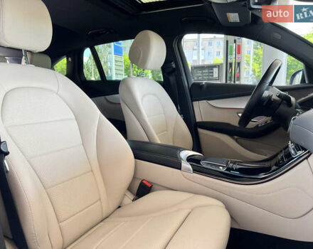 Білий Мерседес EQC, об'ємом двигуна 0 л та пробігом 34 тис. км за 31999 $, фото 11 на Automoto.ua