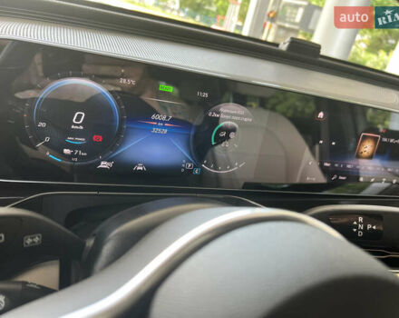 Білий Мерседес EQC, об'ємом двигуна 0 л та пробігом 34 тис. км за 31999 $, фото 21 на Automoto.ua