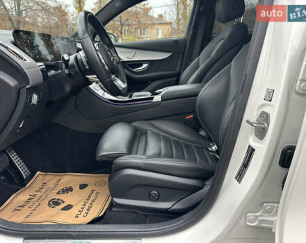 Белый Мерседес EQC, объемом двигателя 0 л и пробегом 140 тыс. км за 32800 $, фото 33 на Automoto.ua