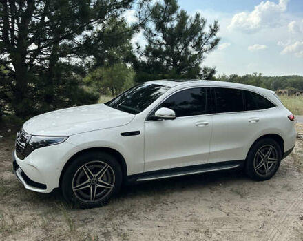 Белый Мерседес EQC, объемом двигателя 0 л и пробегом 48 тыс. км за 31000 $, фото 9 на Automoto.ua