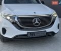 Белый Мерседес EQC, объемом двигателя 0 л и пробегом 84 тыс. км за 31900 $, фото 4 на Automoto.ua