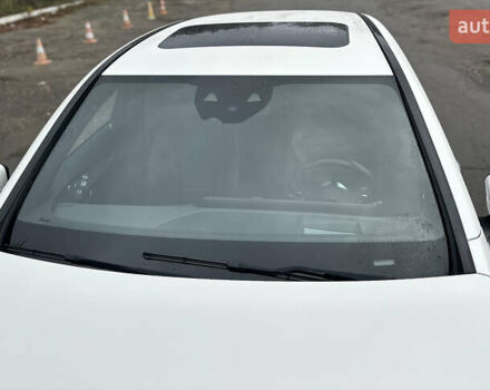 Белый Мерседес EQC, объемом двигателя 0 л и пробегом 140 тыс. км за 32800 $, фото 10 на Automoto.ua