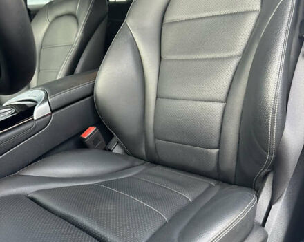 Белый Мерседес EQC, объемом двигателя 0 л и пробегом 51 тыс. км за 32500 $, фото 22 на Automoto.ua