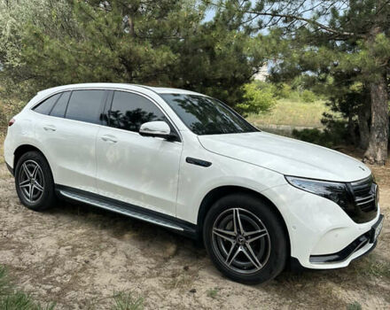 Белый Мерседес EQC, объемом двигателя 0 л и пробегом 48 тыс. км за 31000 $, фото 6 на Automoto.ua