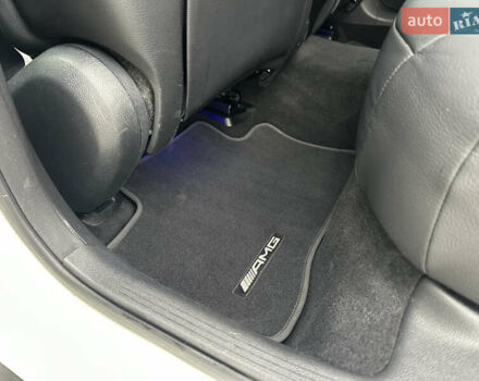 Белый Мерседес EQC, объемом двигателя 0 л и пробегом 140 тыс. км за 32800 $, фото 22 на Automoto.ua