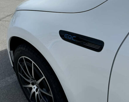 Білий Мерседес EQC, об'ємом двигуна 0 л та пробігом 50 тис. км за 34900 $, фото 11 на Automoto.ua