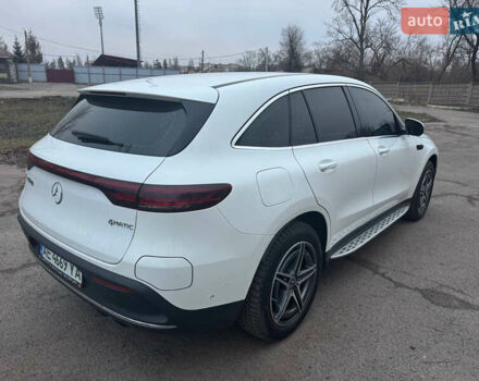 Белый Мерседес EQC, объемом двигателя 0 л и пробегом 34 тыс. км за 35000 $, фото 3 на Automoto.ua
