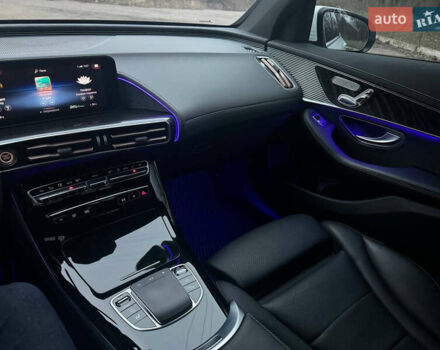 Белый Мерседес EQC, объемом двигателя 0 л и пробегом 34 тыс. км за 35000 $, фото 12 на Automoto.ua