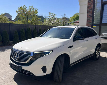 Белый Мерседес EQC, объемом двигателя 0 л и пробегом 26 тыс. км за 39900 $, фото 9 на Automoto.ua