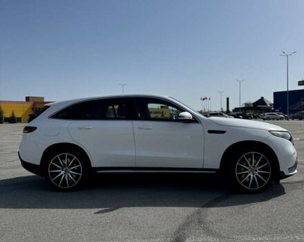 Білий Мерседес EQC, об'ємом двигуна 0 л та пробігом 50 тис. км за 34900 $, фото 6 на Automoto.ua