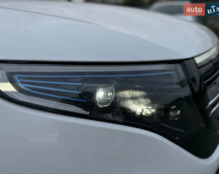 Белый Мерседес EQC, объемом двигателя 0 л и пробегом 42 тыс. км за 42500 $, фото 12 на Automoto.ua