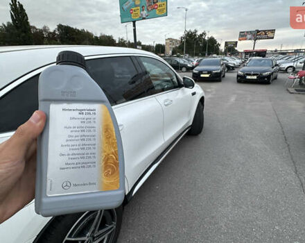 Белый Мерседес EQC, объемом двигателя 0 л и пробегом 42 тыс. км за 42500 $, фото 24 на Automoto.ua