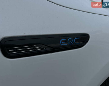 Белый Мерседес EQC, объемом двигателя 0 л и пробегом 42 тыс. км за 42500 $, фото 11 на Automoto.ua