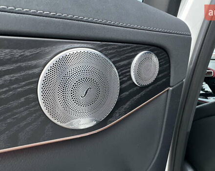 Белый Мерседес EQC, объемом двигателя 0 л и пробегом 42 тыс. км за 42500 $, фото 32 на Automoto.ua