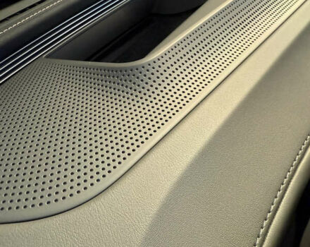 Белый Мерседес EQC, объемом двигателя 0 л и пробегом 36 тыс. км за 45000 $, фото 18 на Automoto.ua