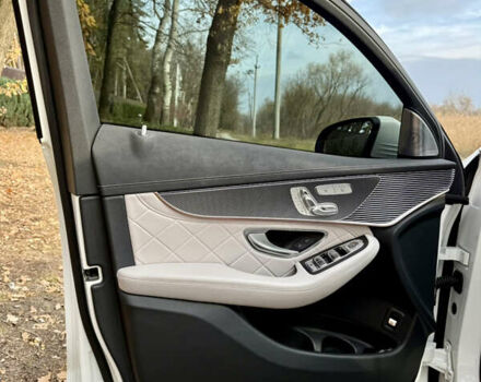 Белый Мерседес EQC, объемом двигателя 0 л и пробегом 36 тыс. км за 45000 $, фото 24 на Automoto.ua