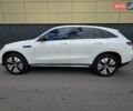 Белый Мерседес EQC, объемом двигателя 0 л и пробегом 59 тыс. км за 39999 $, фото 2 на Automoto.ua