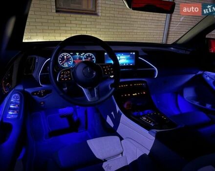 Белый Мерседес EQC, объемом двигателя 0 л и пробегом 27 тыс. км за 49999 $, фото 16 на Automoto.ua